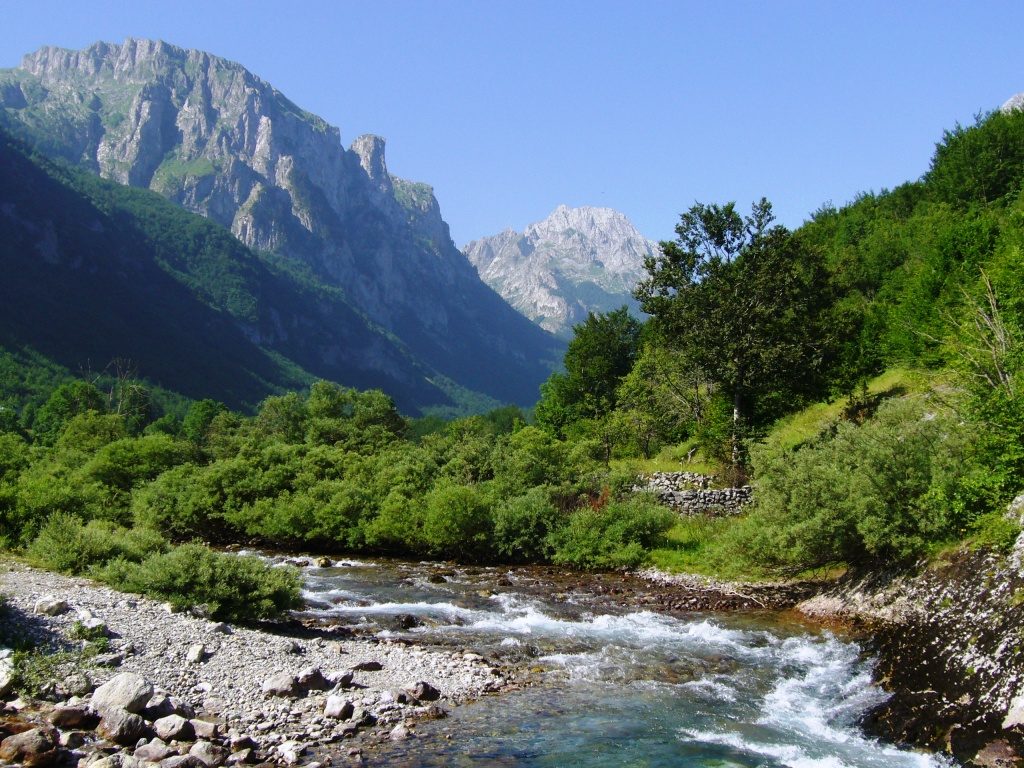 river skakavica and ropojana
