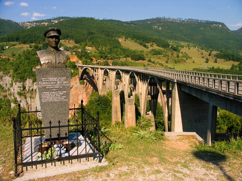 Bridge over Tara River