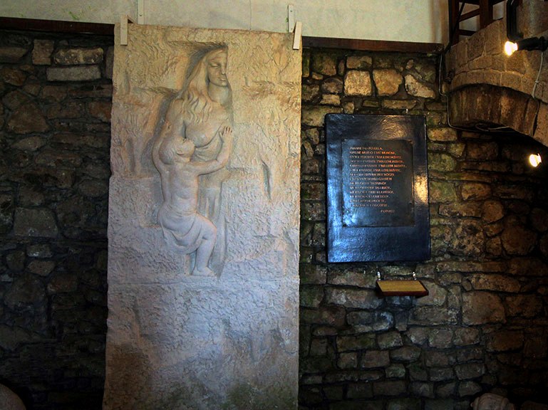 Rozafa legend Skadar Albania