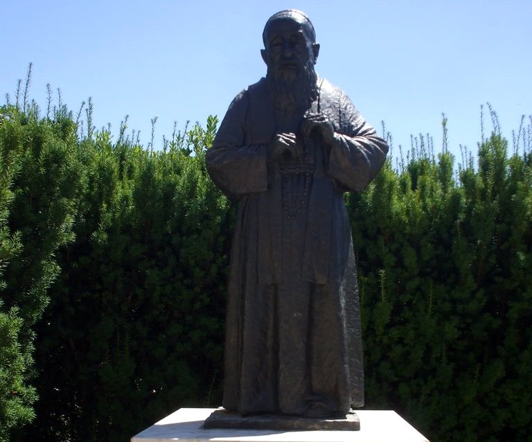 Statue of St. Leopold Bogdan Mandic