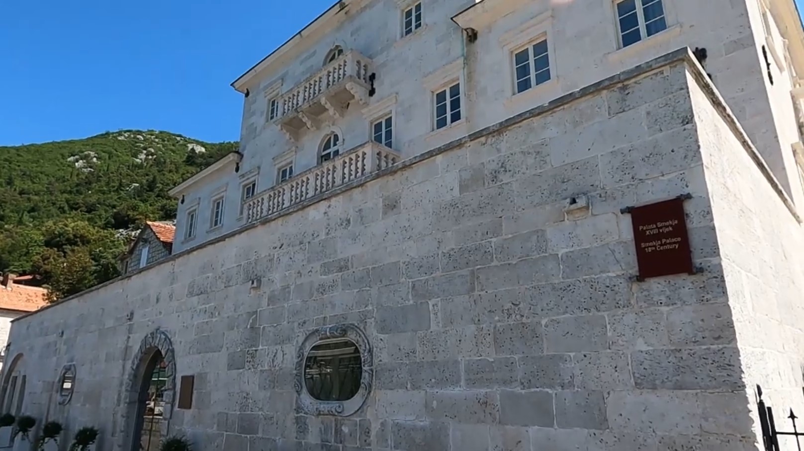Smekja Palace Perast