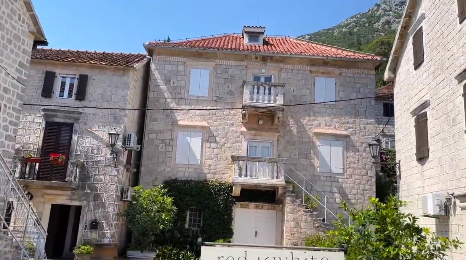 Sestokrilovic Palace Perast